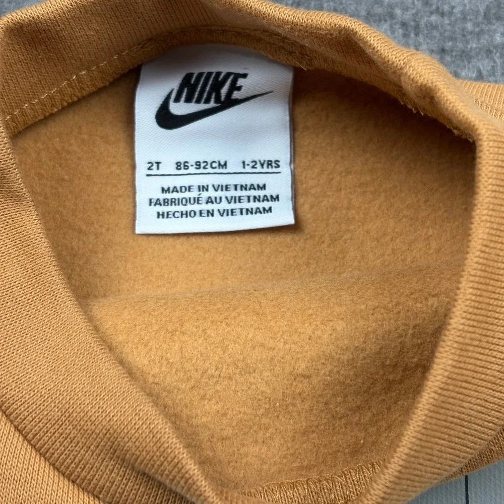 NWT Nike Toddler 2T‎ Matching Sweatshirt Jogger Set Dark Mustard Logo Play *READ - Picture 8 of 12